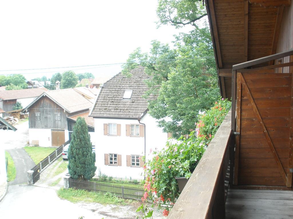 Alpengasthof Zur Loisach Hotel Grossweil Værelse billede